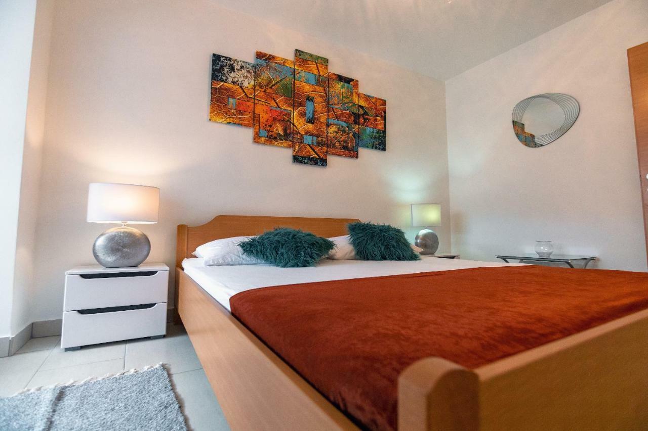 Apartmani Ivan Lopar Exteriér fotografie