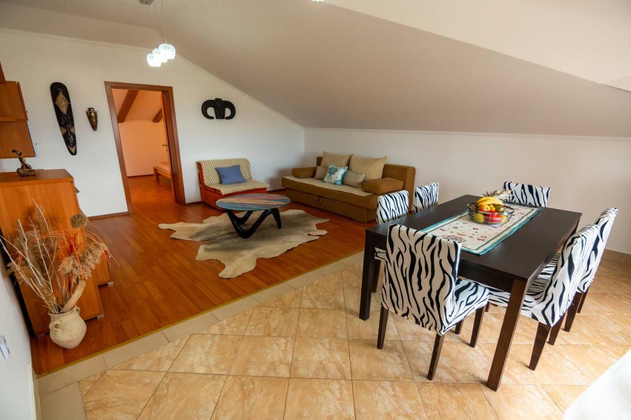 Apartmani Ivan Lopar Exteriér fotografie