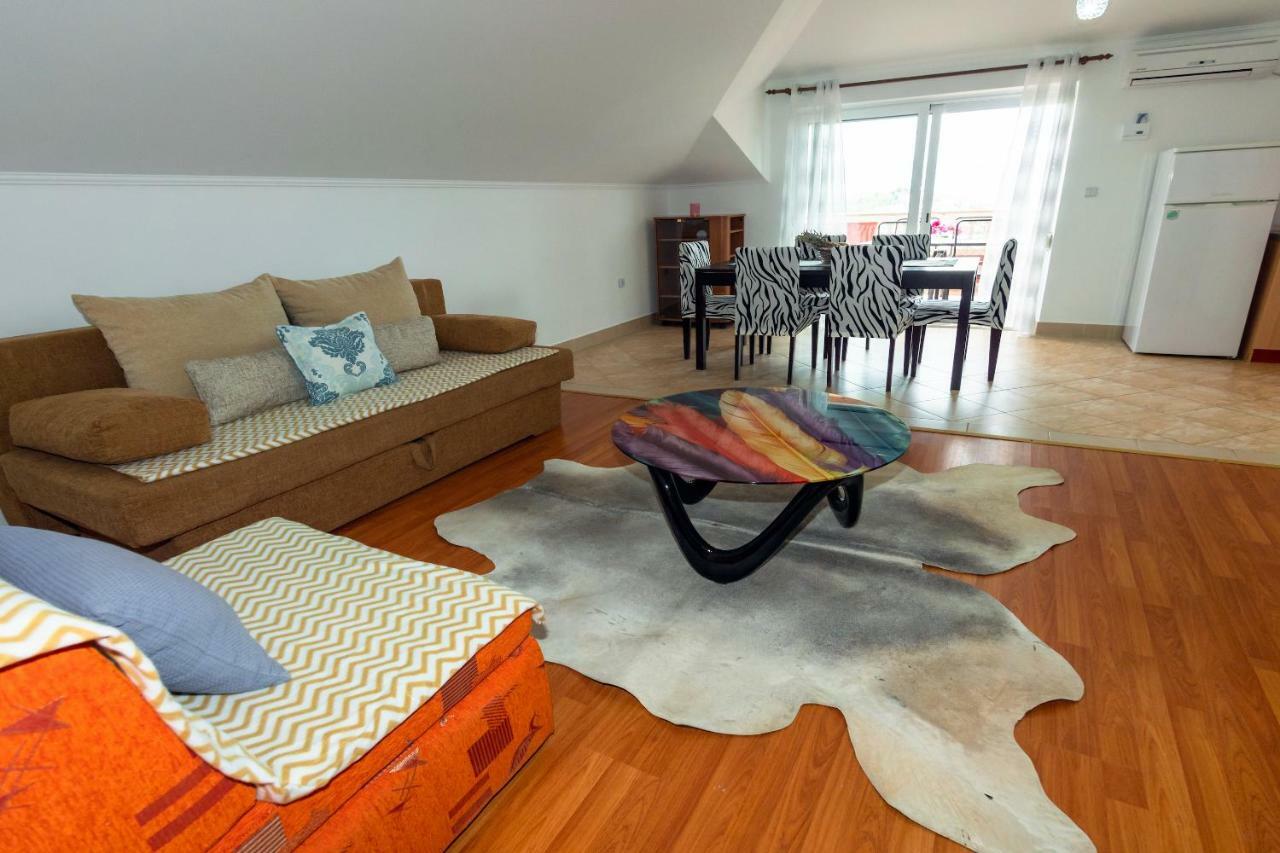 Apartmani Ivan Lopar Exteriér fotografie