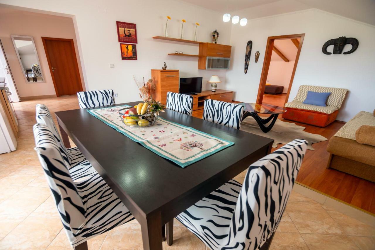 Apartmani Ivan Lopar Exteriér fotografie